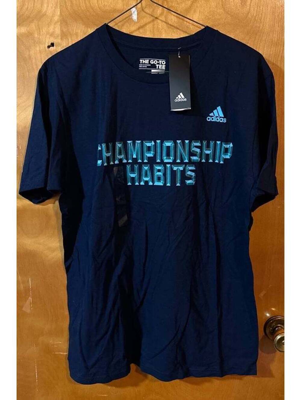 NEW Adidas Championship habits size large